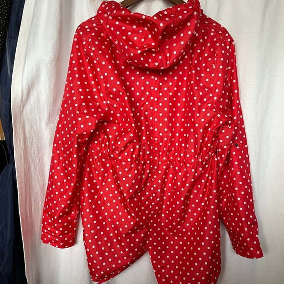 Adorable Polka Dot Rain Coat that folds into a pouch! K-way Style! - Picture 4 of 5